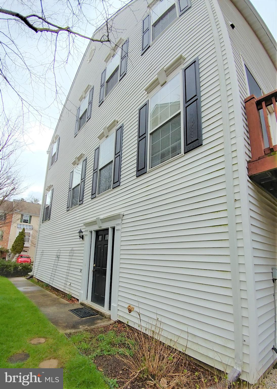 PINEY ORCHARD - Residential