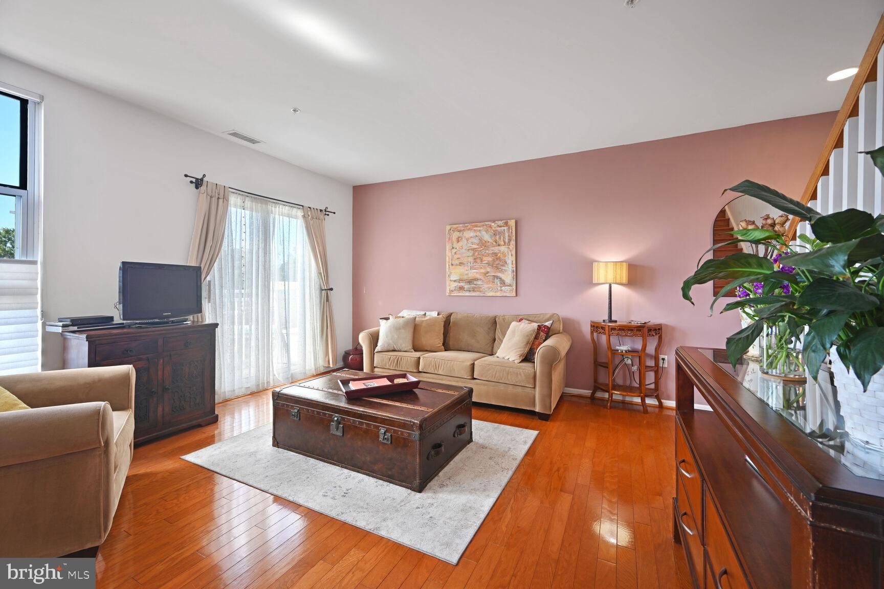 343 CEDAR STREET NW 322