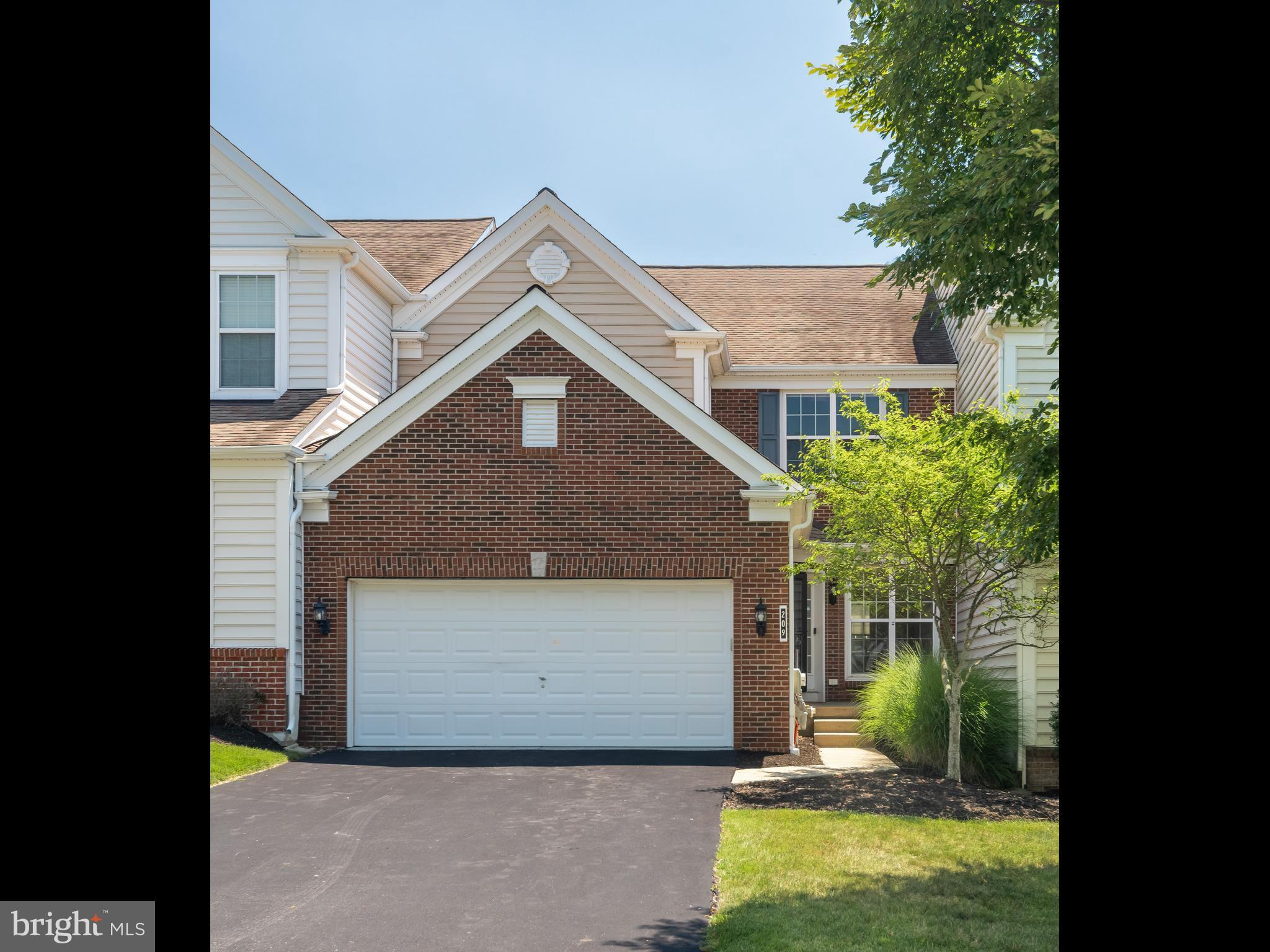 209 N CALDWELL CIRCLE