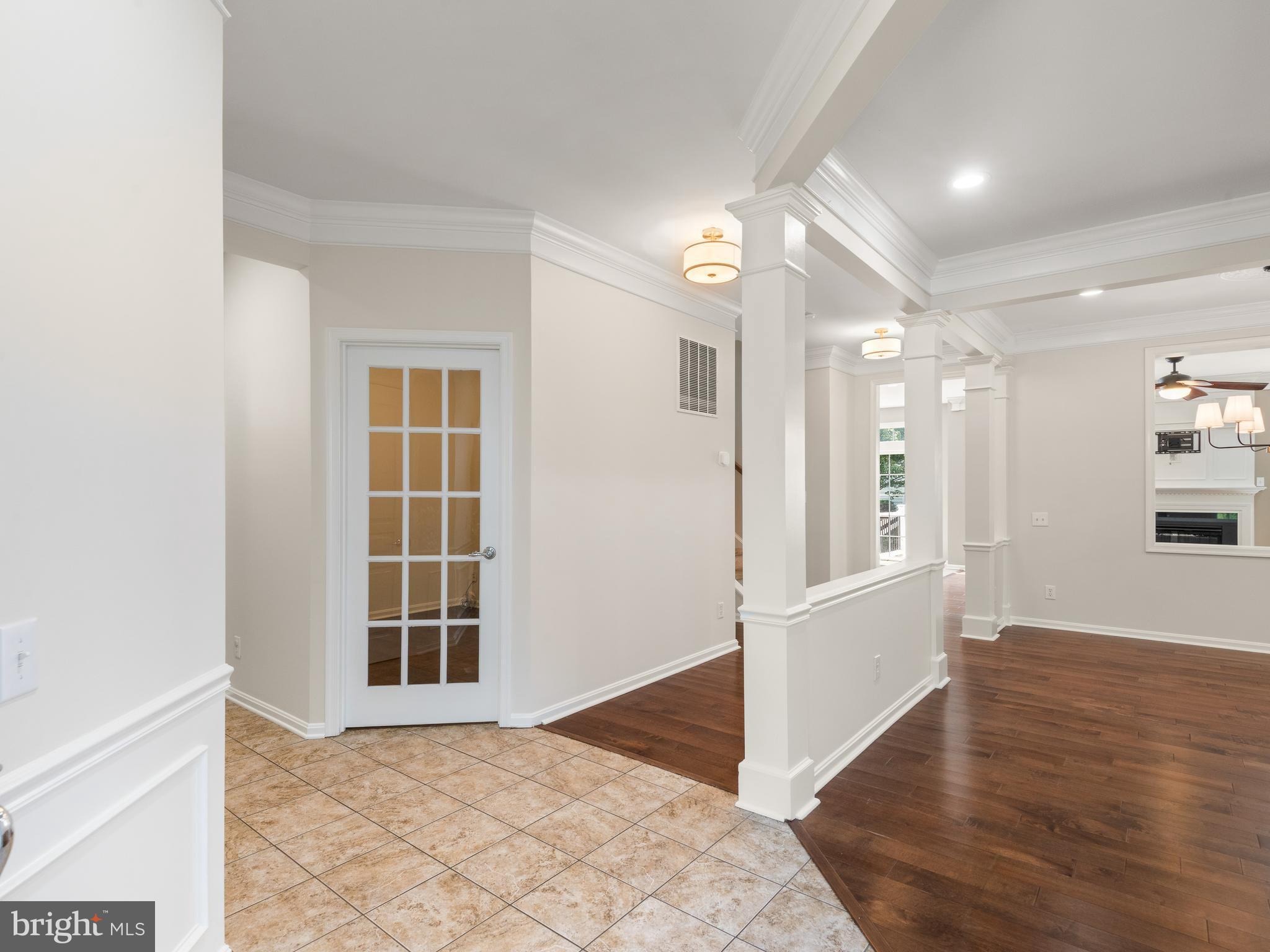 209 N CALDWELL CIRCLE