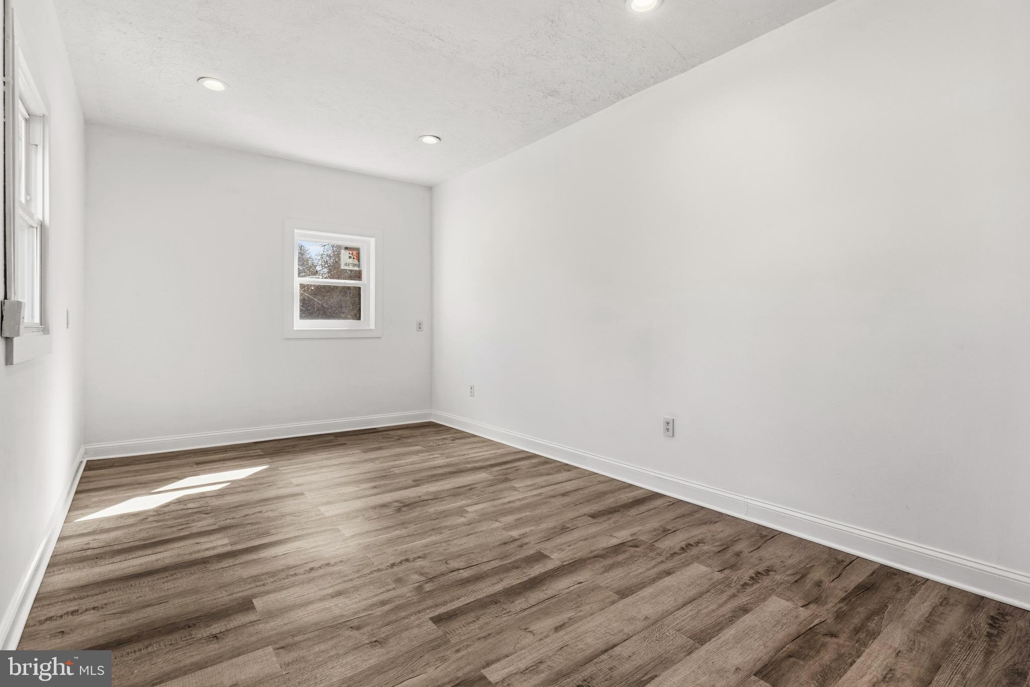 FARMINGTON HEIGHTS - Residential