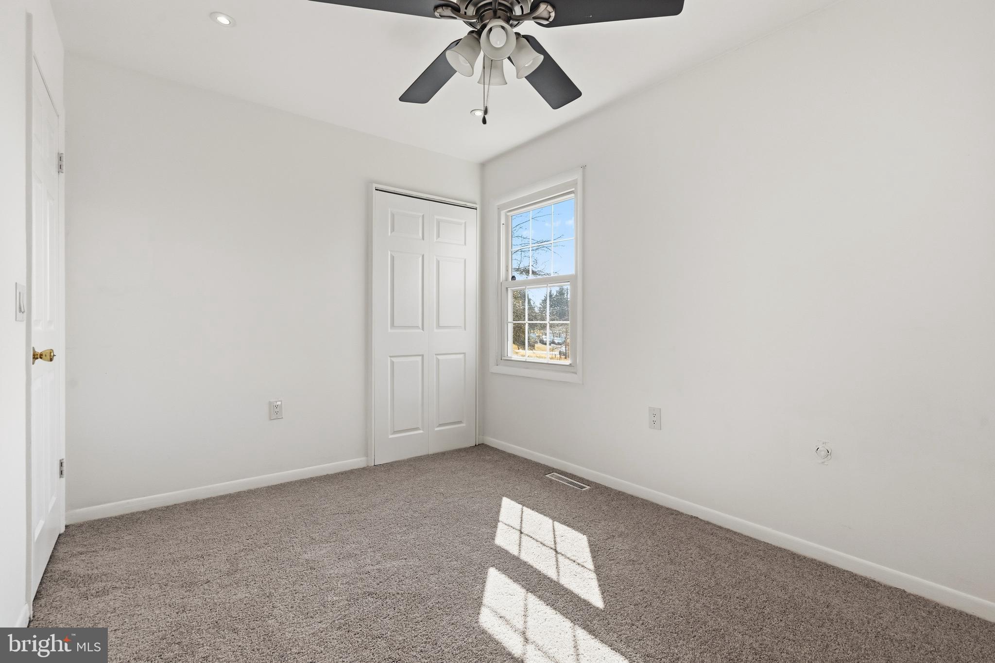 FARMINGTON HEIGHTS - Residential