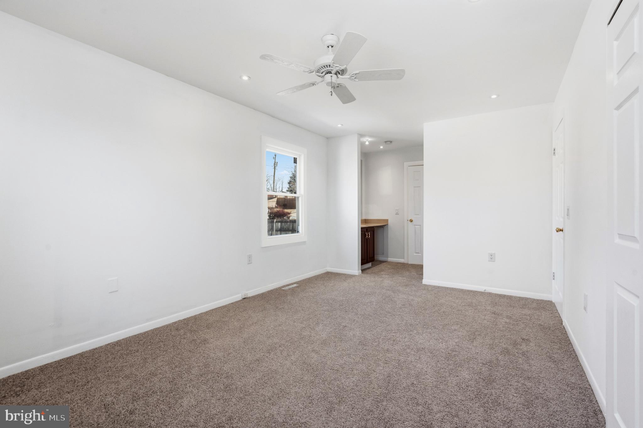 FARMINGTON HEIGHTS - Residential