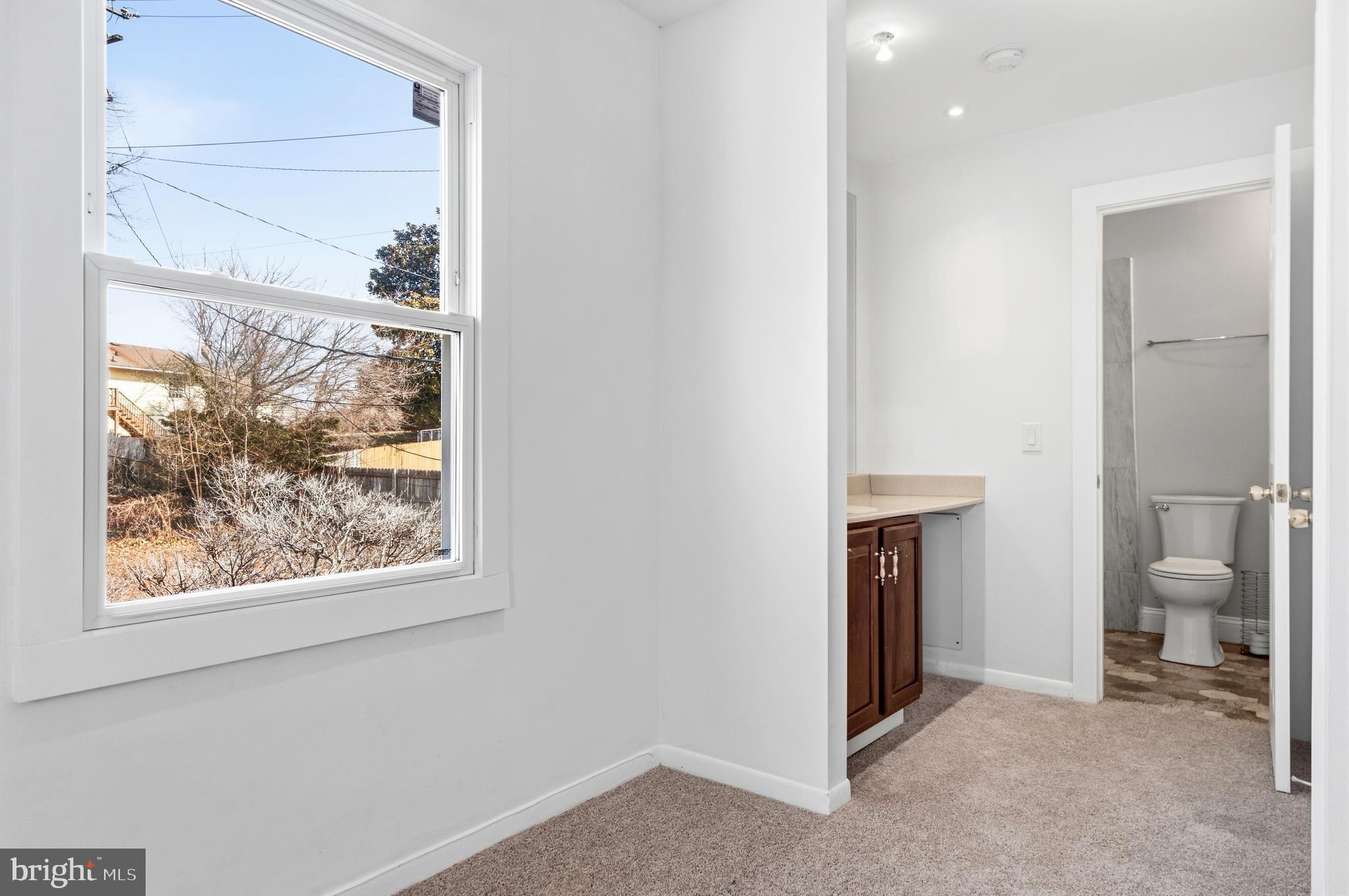 FARMINGTON HEIGHTS - Residential