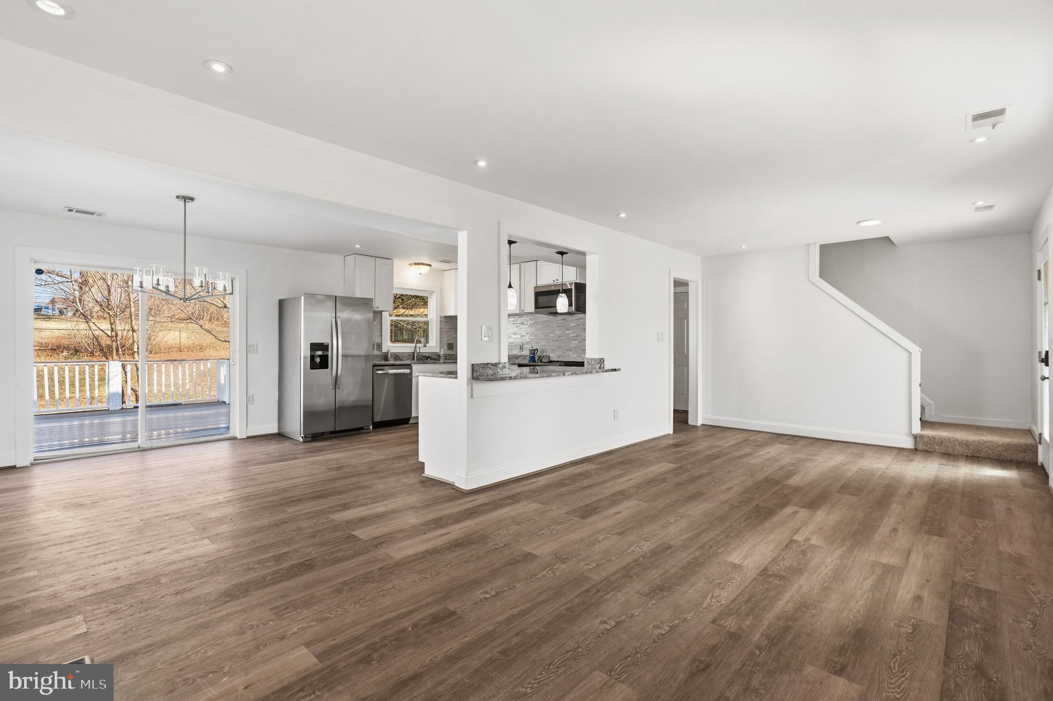 FARMINGTON HEIGHTS - Residential