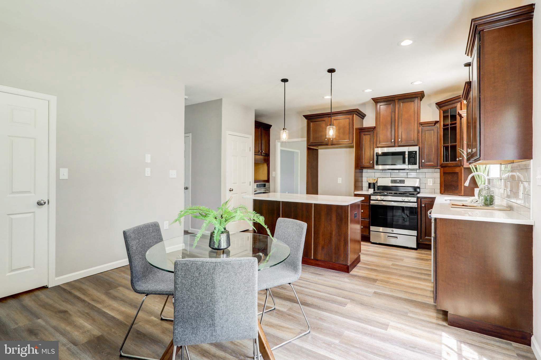 WALLINGFORD - Residential