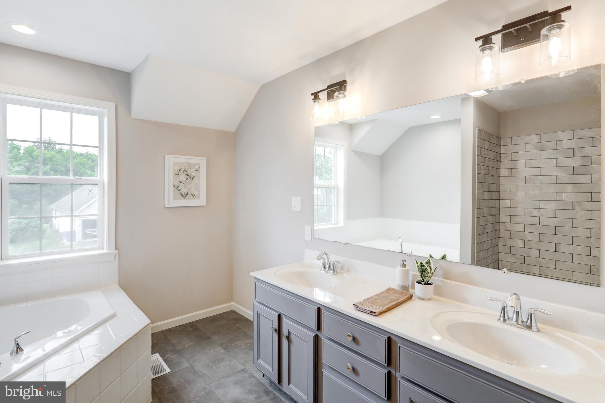 WALLINGFORD - Residential