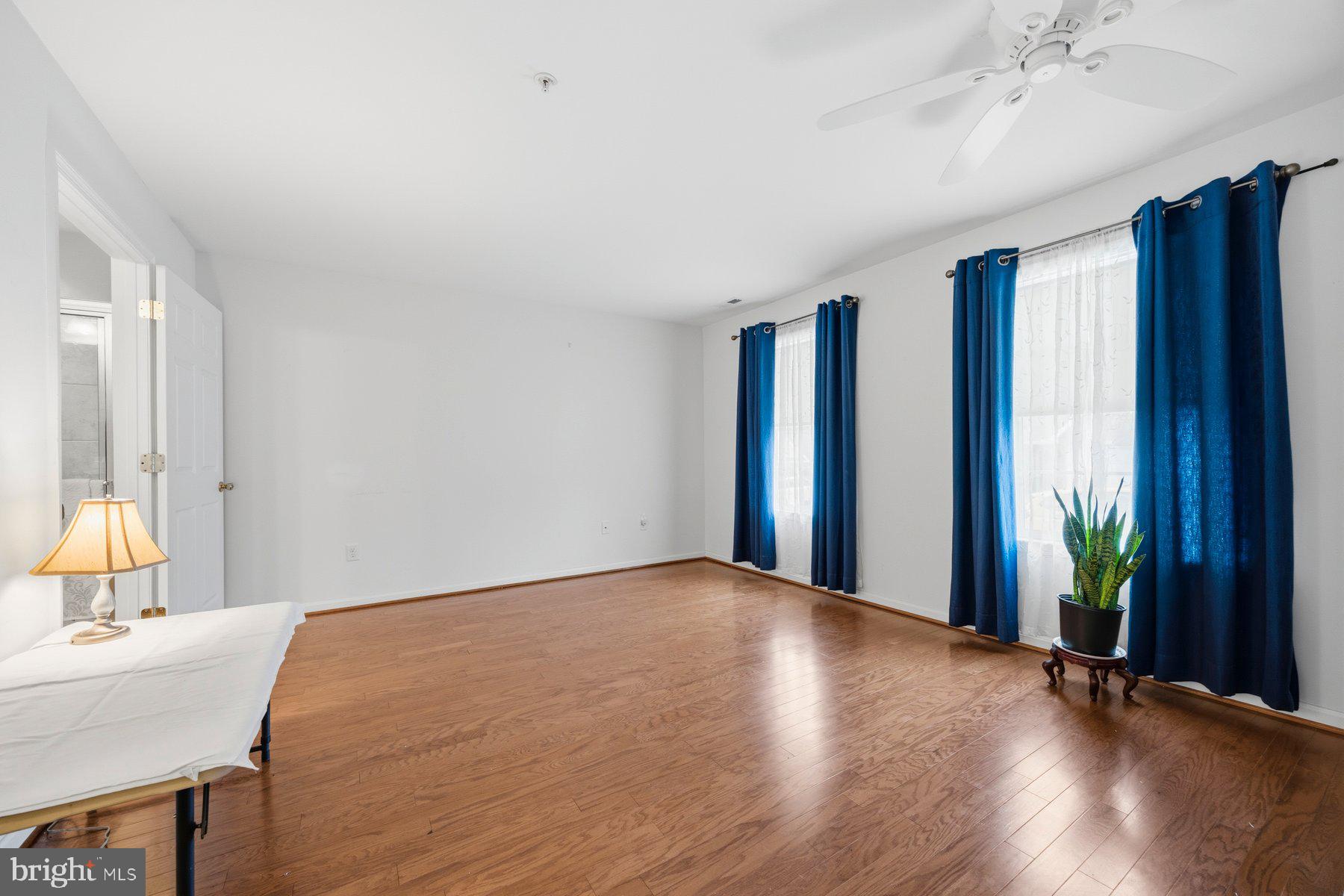 GOLDEN VIEW - Residential