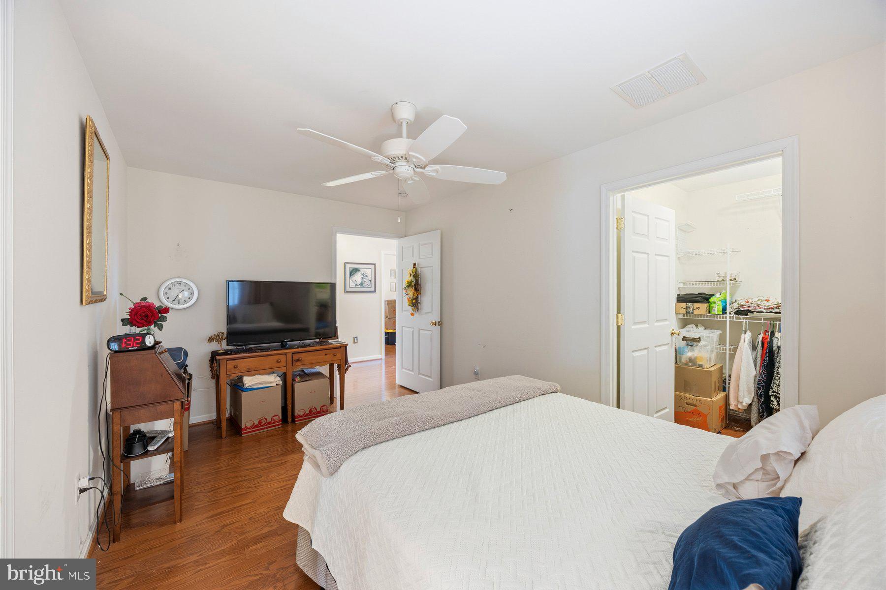 GOLDEN VIEW - Residential