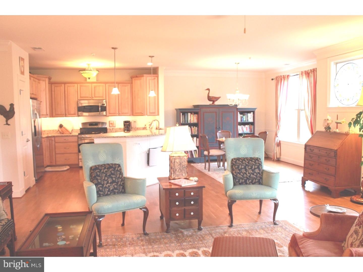 TERRAZZA NEWTOWN SQR - Residential