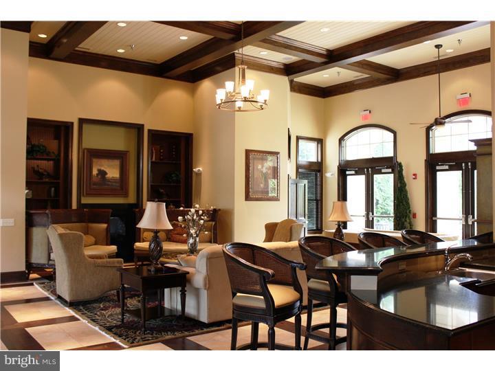 TERRAZZA NEWTOWN SQR - Residential