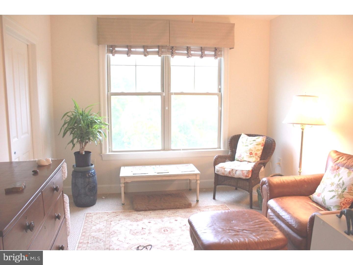 TERRAZZA NEWTOWN SQR - Residential