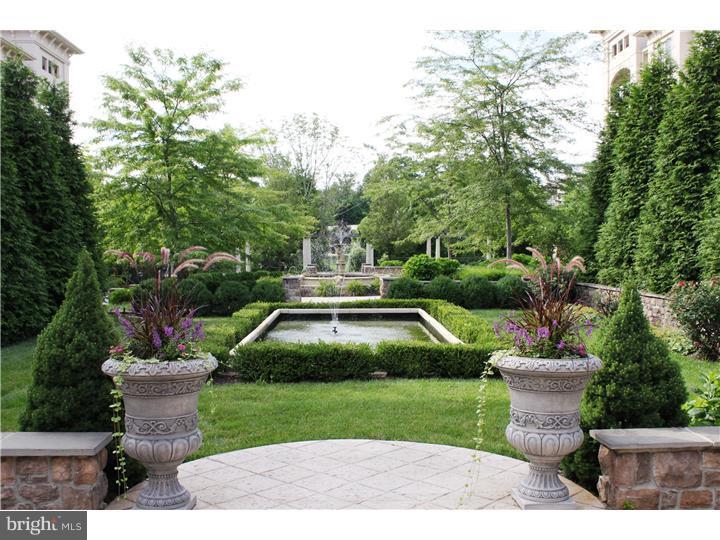 TERRAZZA NEWTOWN SQR - Residential