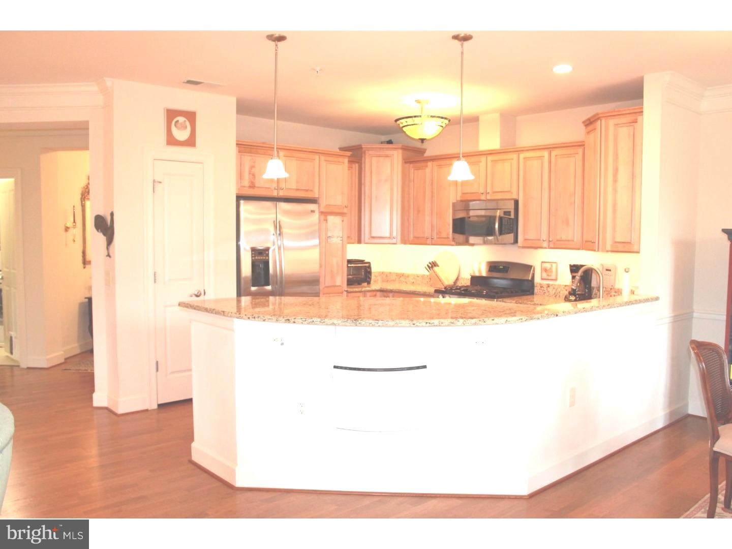 TERRAZZA NEWTOWN SQR - Residential