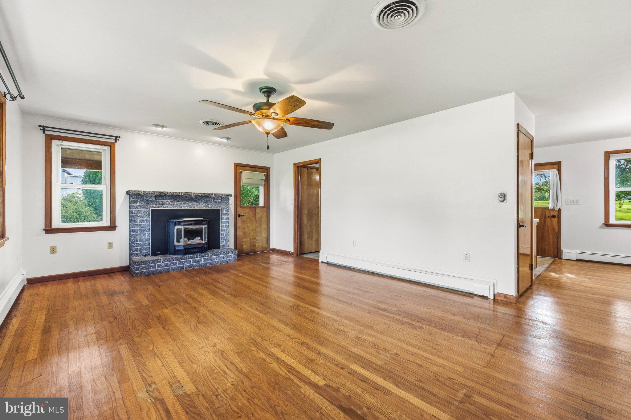 12157 WOODSBORO PIKE