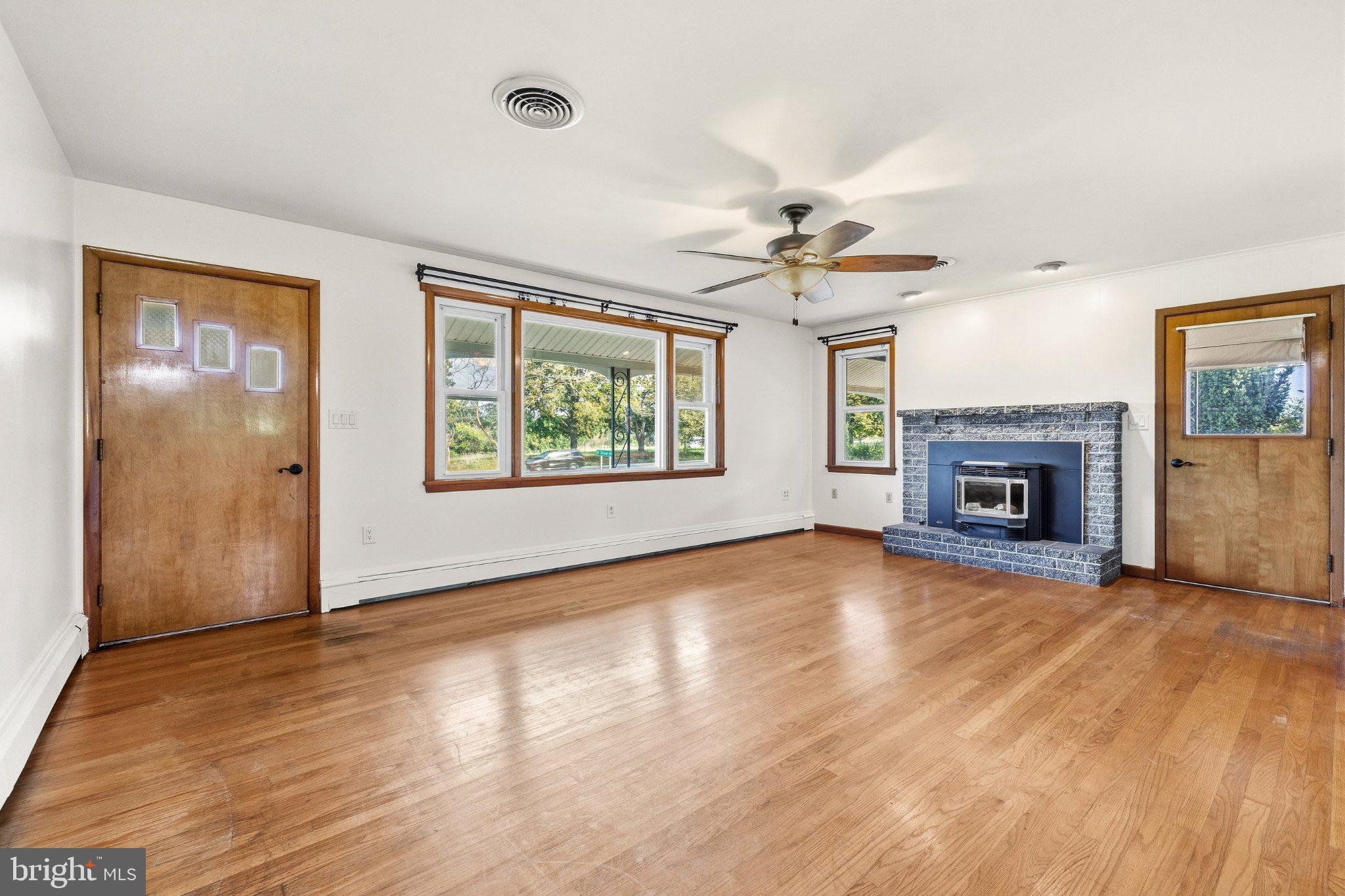 12157 WOODSBORO PIKE