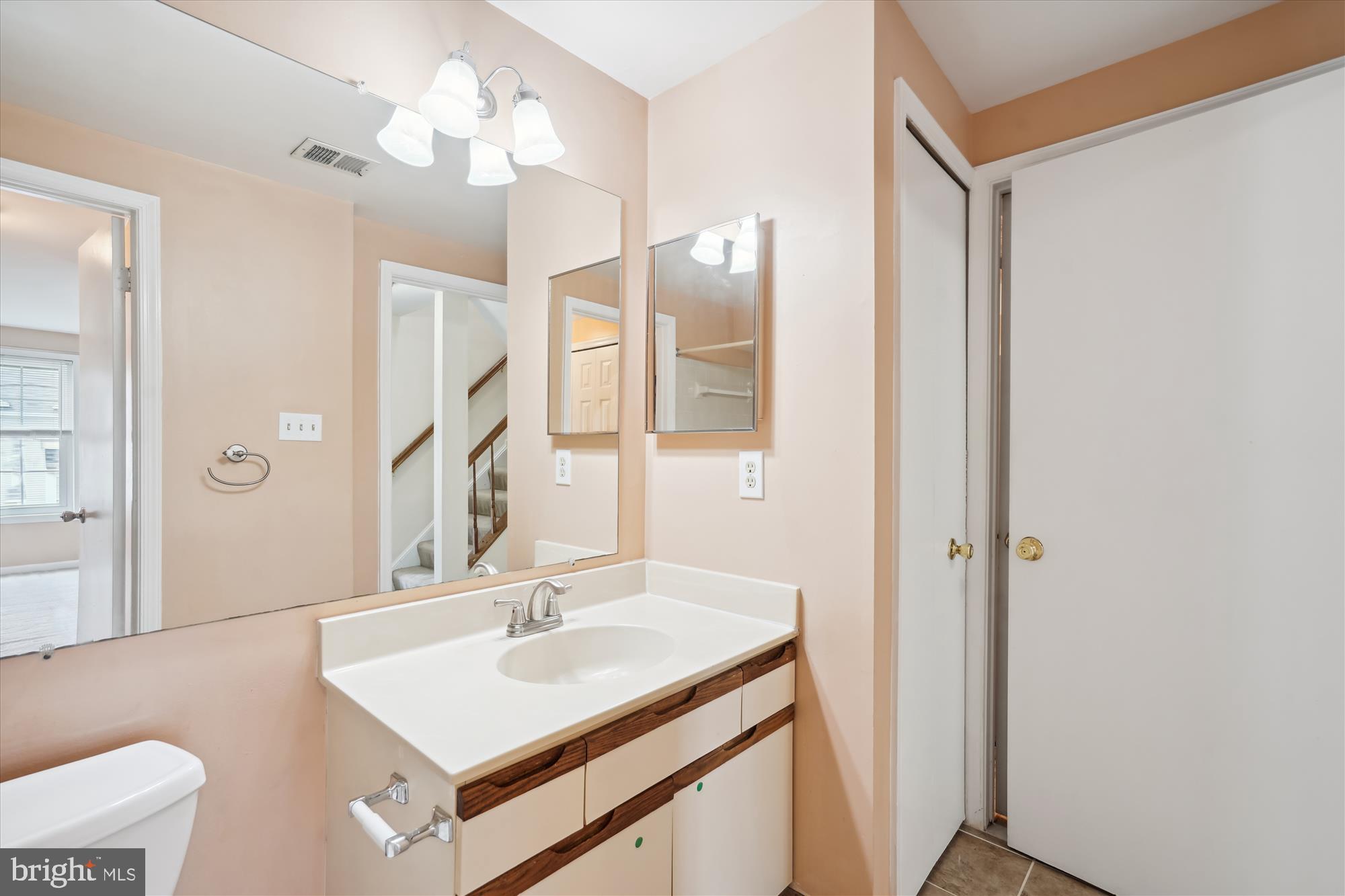 NEWGATE - Residential Lease