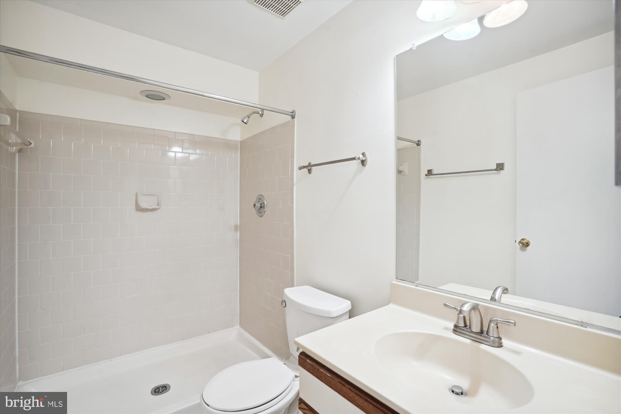 NEWGATE - Residential Lease