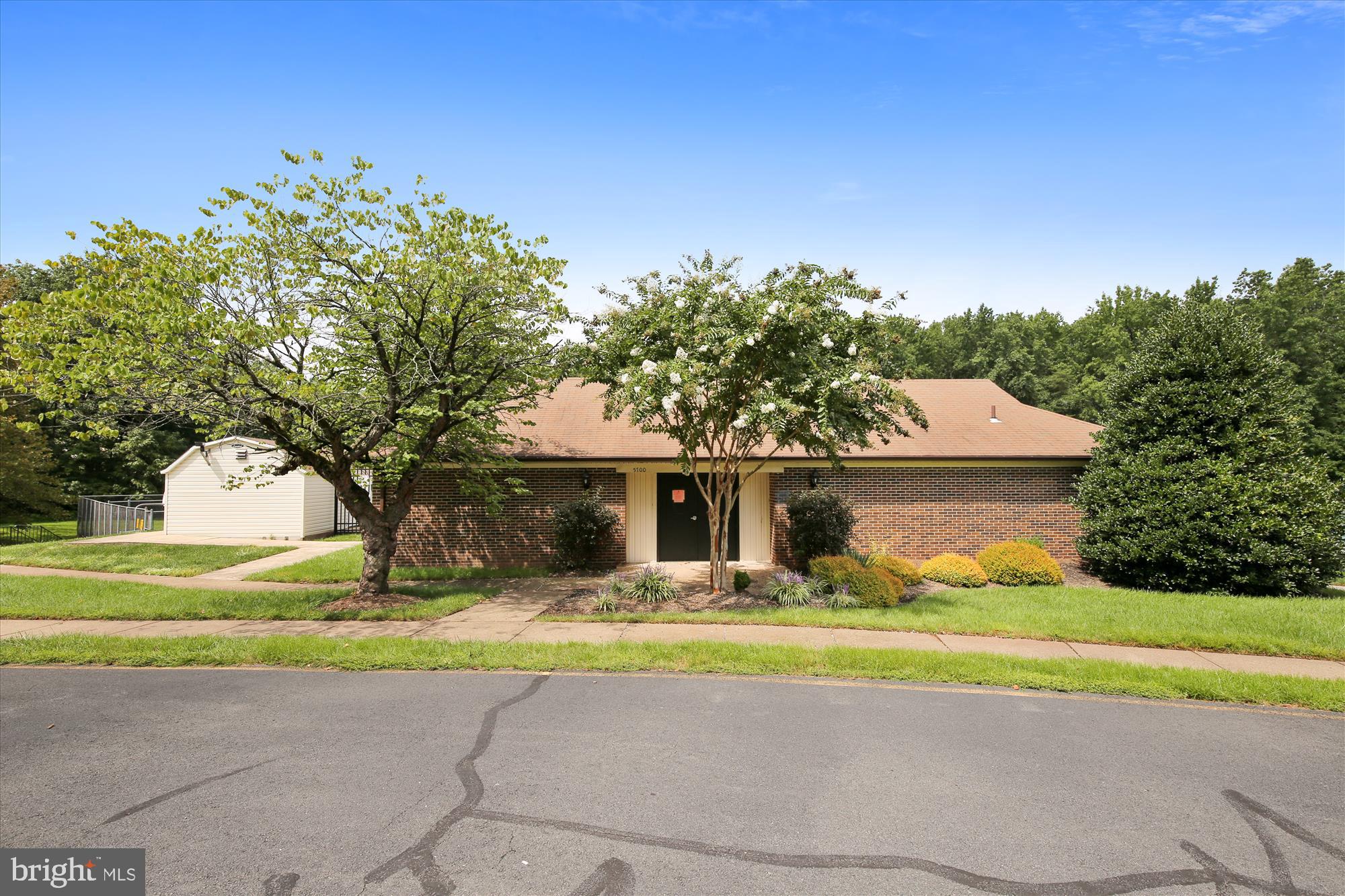 NEWGATE - Residential Lease