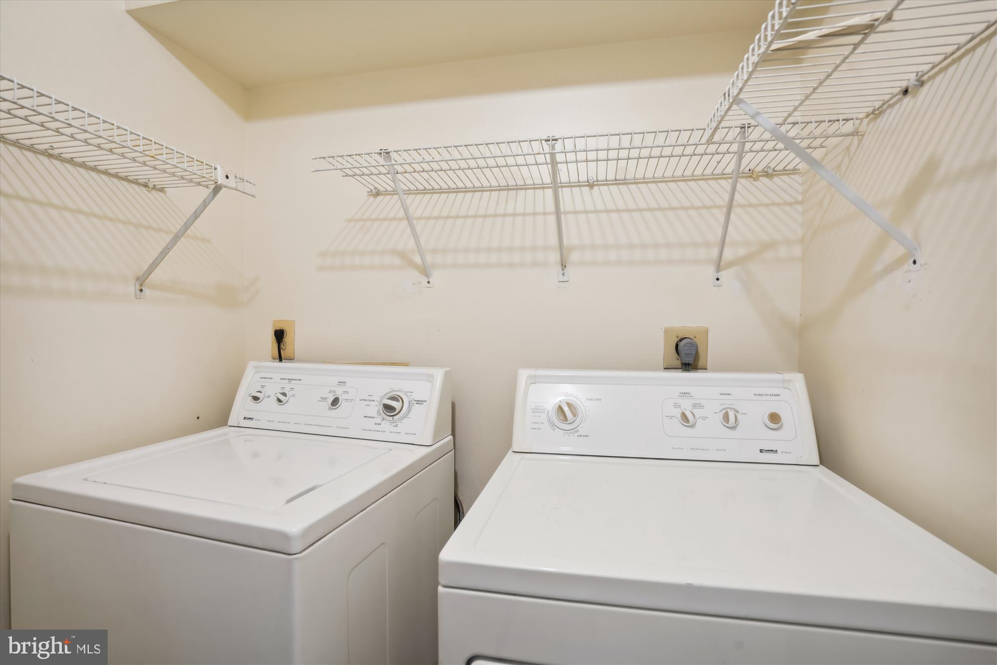 NEWGATE - Residential Lease