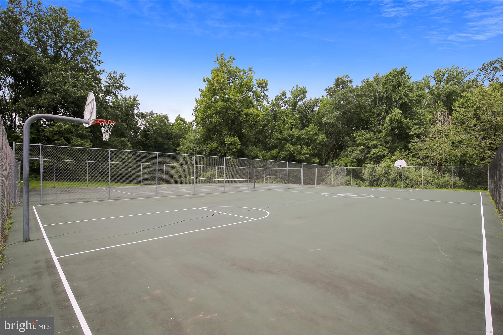 NEWGATE - Residential Lease