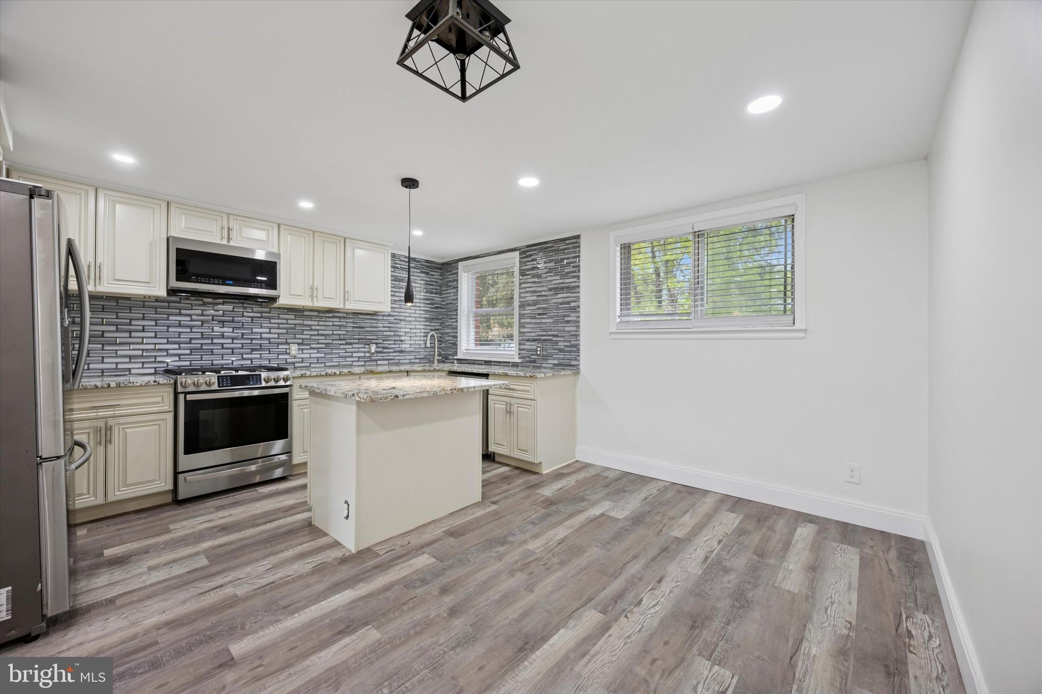 AMBLER - Residential