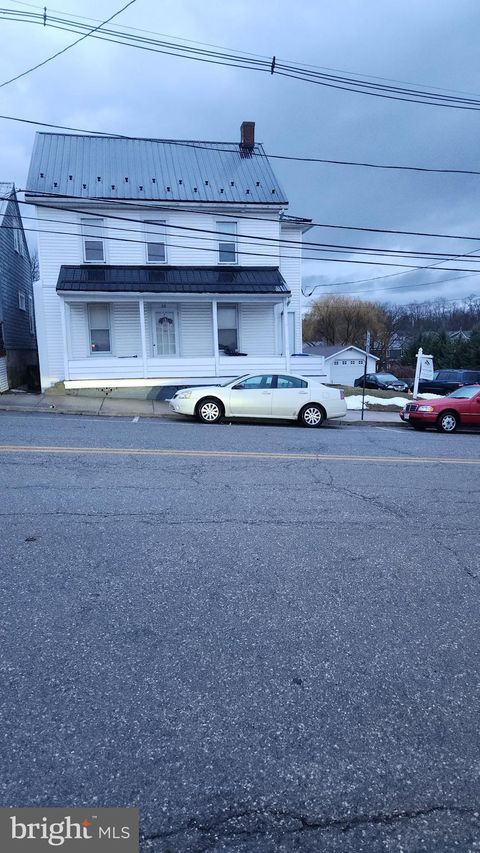 Multifamily For Sale - 29 N Main Street<br/> SMITHSBURG, MD 21783