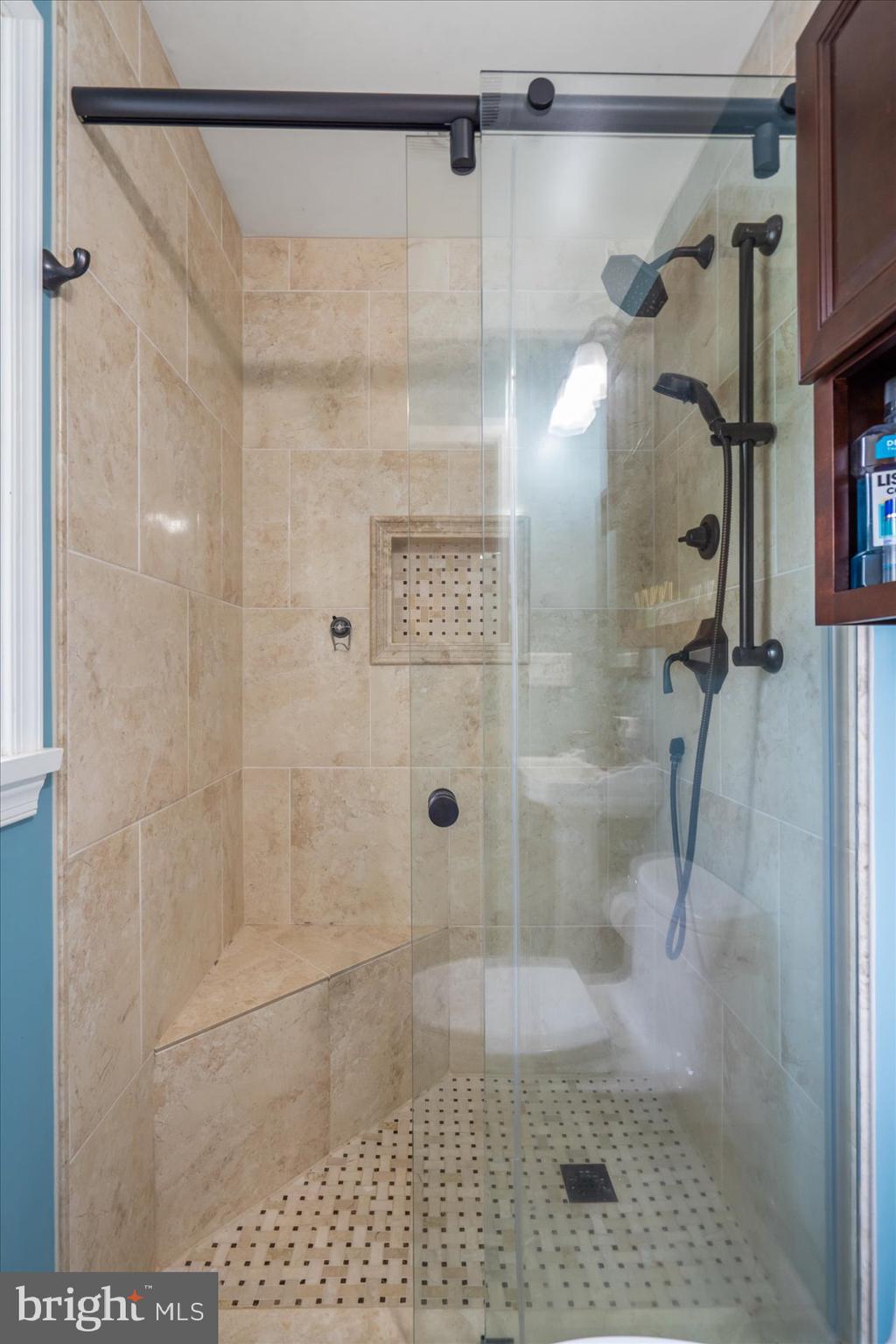 KINGSWOOD - Residential