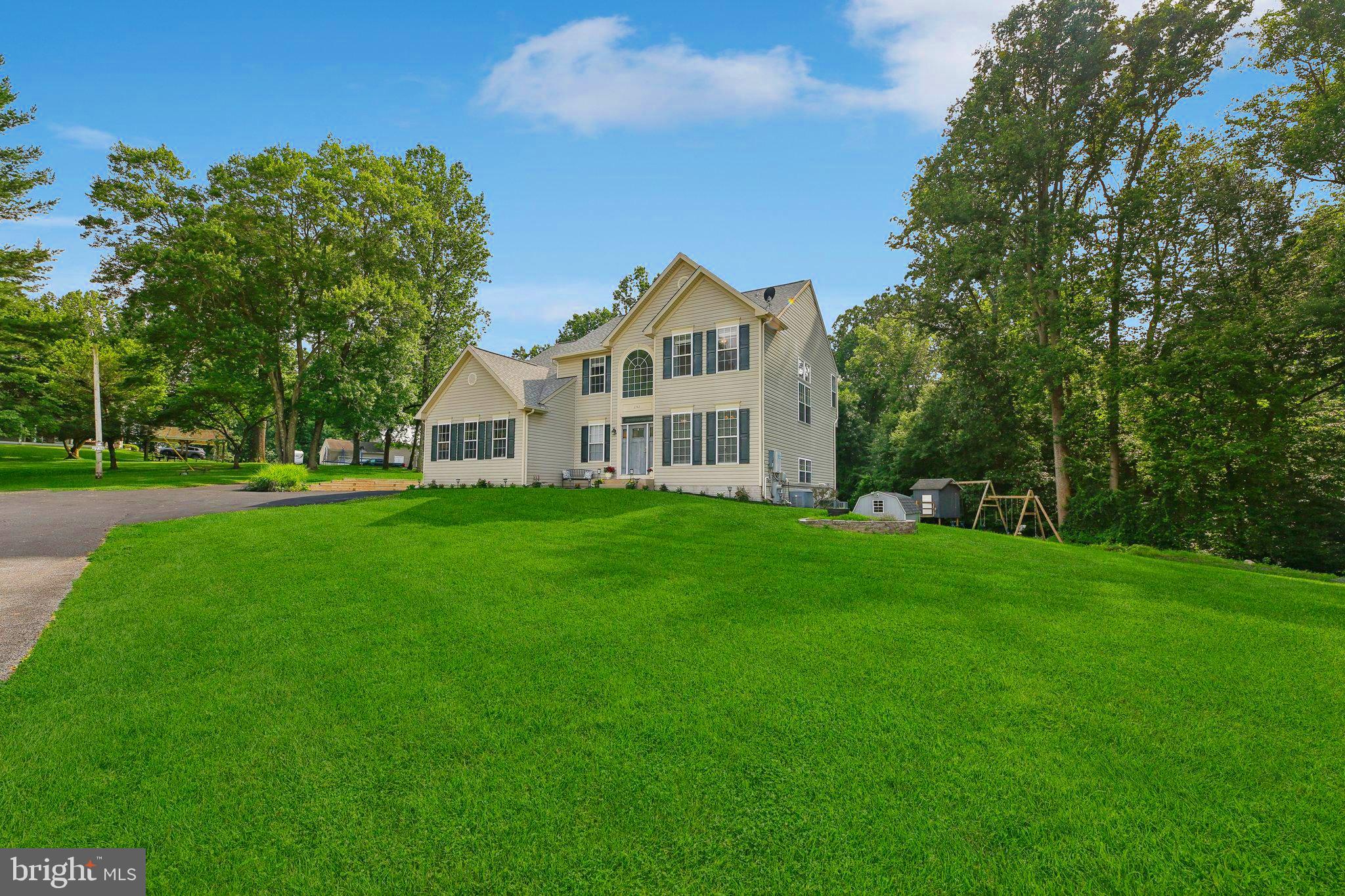 2742 RIDGE ROAD