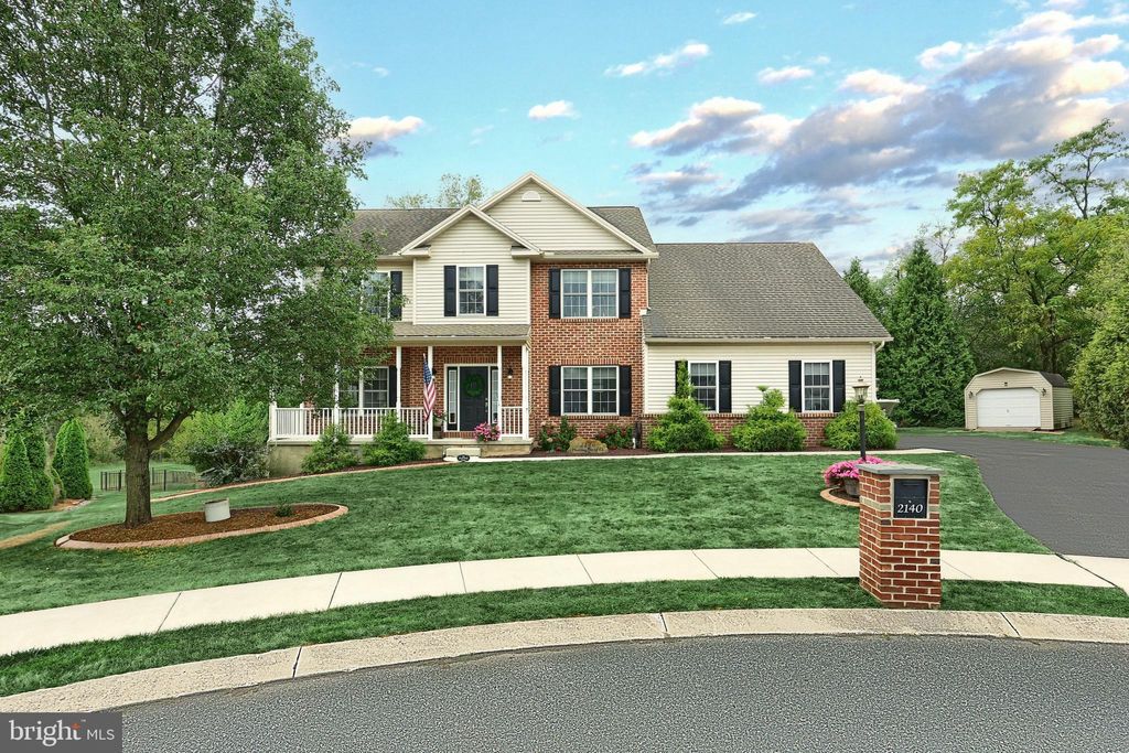 Photo of 2140 Thoroughbred Court, YORK, PA 17408 (MLS # PAYK2090282)