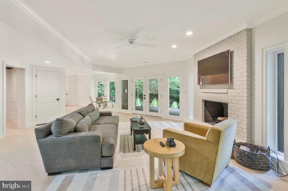 CRANBERRY WOODS - Residential