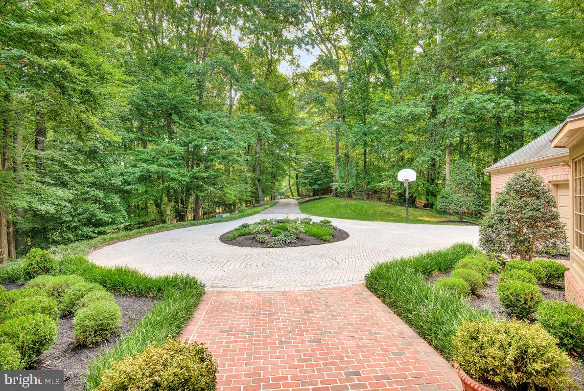 CRANBERRY WOODS - Residential