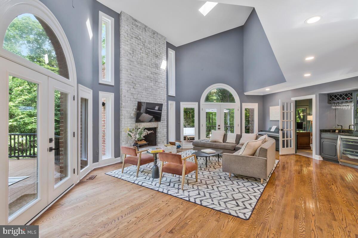 CRANBERRY WOODS - Residential