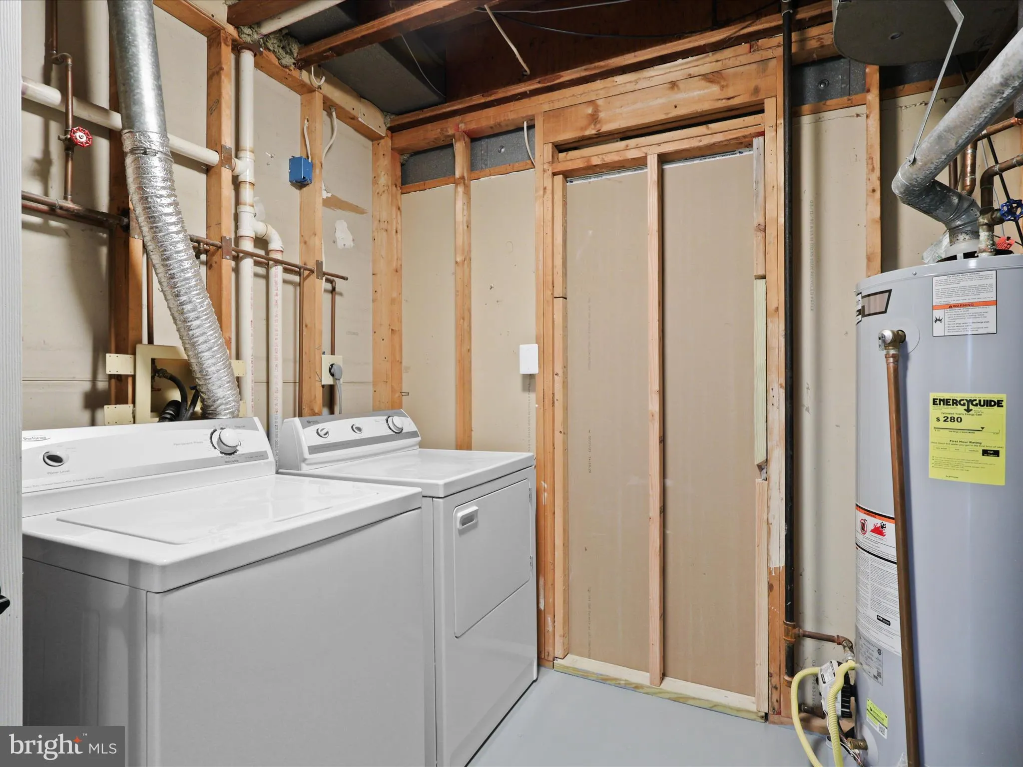 Sterling, Virginia 20164, United States, 4 Bedrooms Bedrooms, ,4 BathroomsBathrooms,Residential,Active,226204