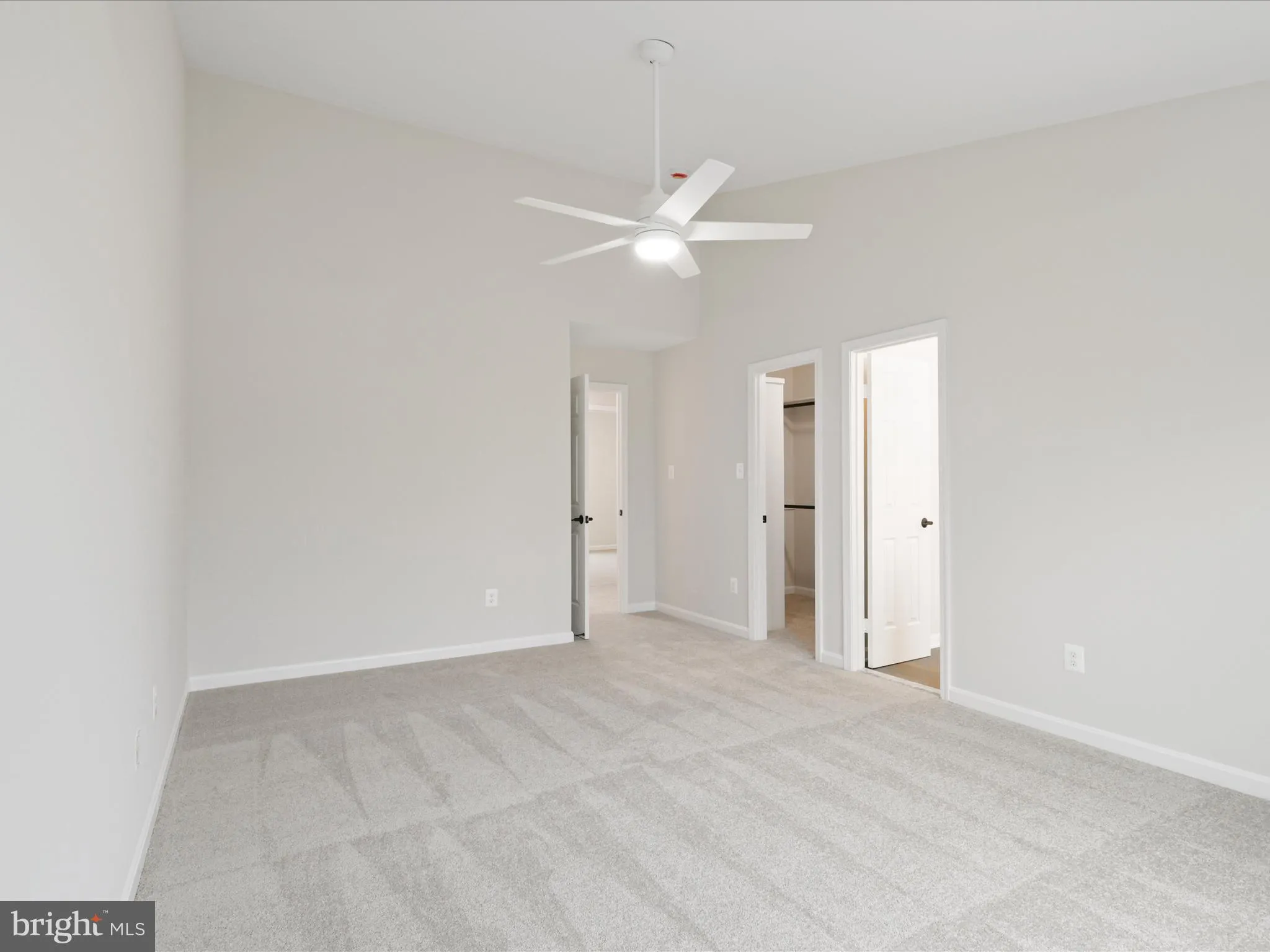 Sterling, Virginia 20164, United States, 4 Bedrooms Bedrooms, ,4 BathroomsBathrooms,Residential,Active,226204