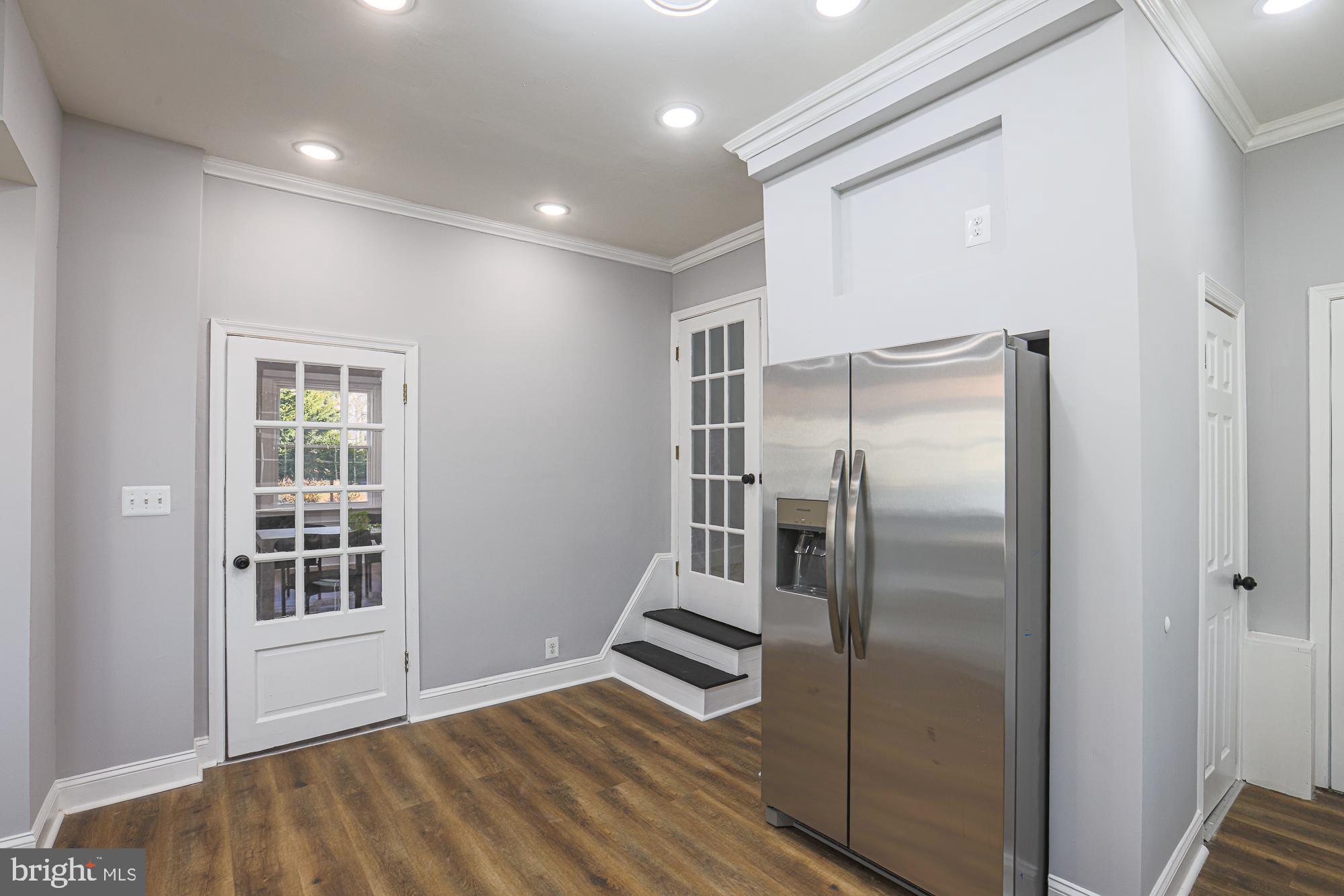 WINDSOR HILLS - Residential