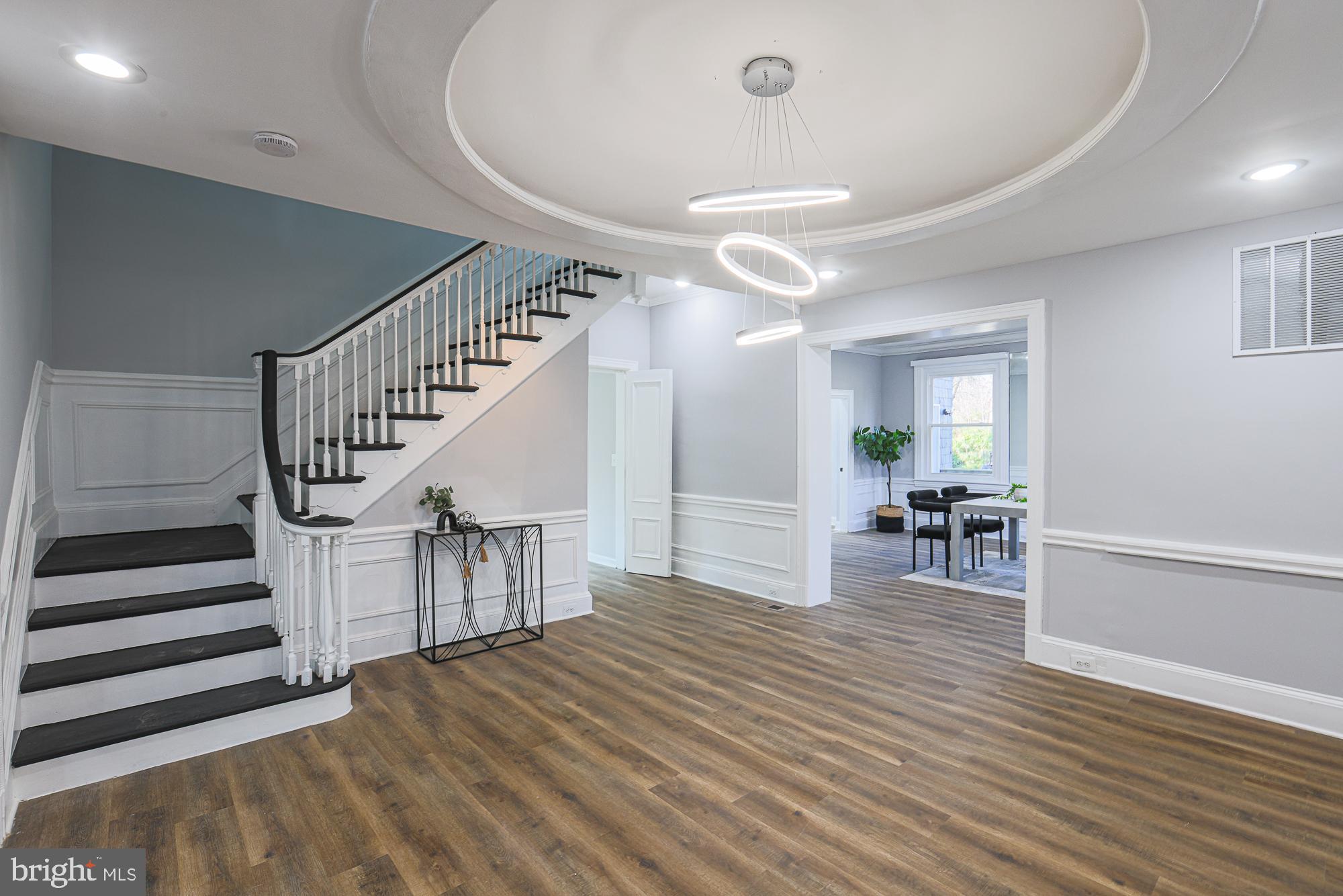 WINDSOR HILLS - Residential