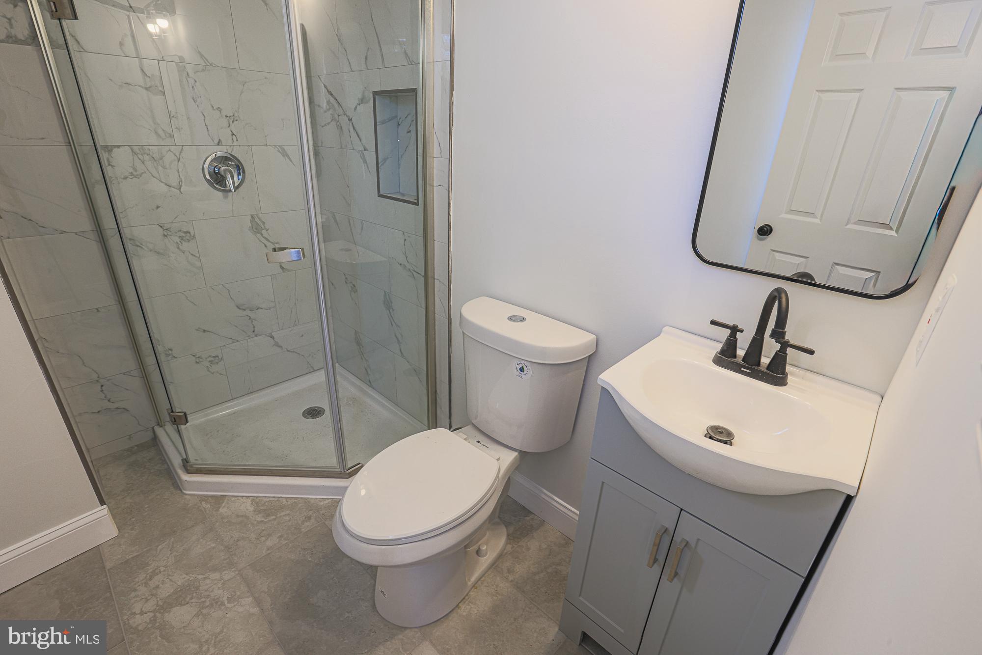 WINDSOR HILLS - Residential