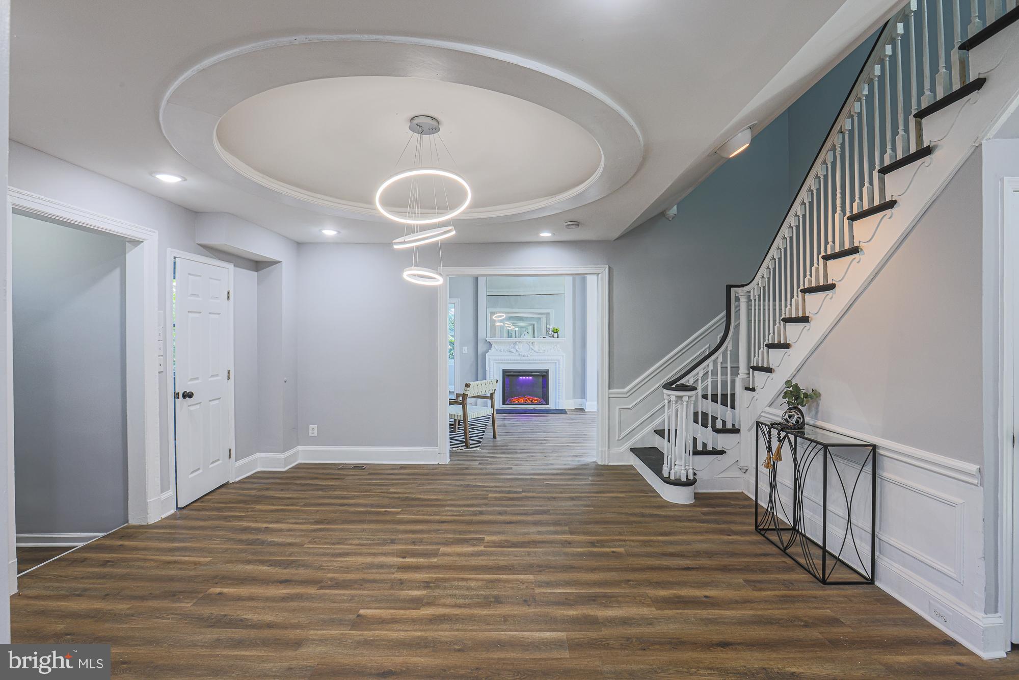 WINDSOR HILLS - Residential