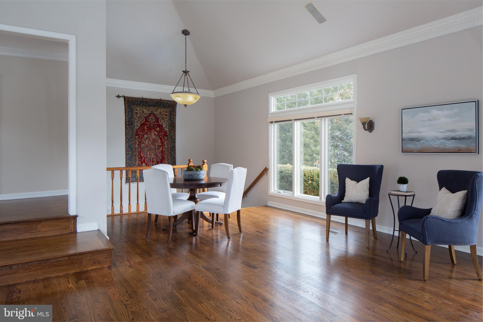 RADNOR HUNT - Residential