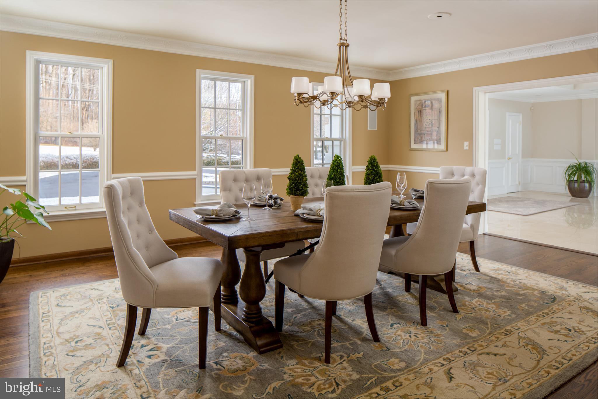 RADNOR HUNT - Residential