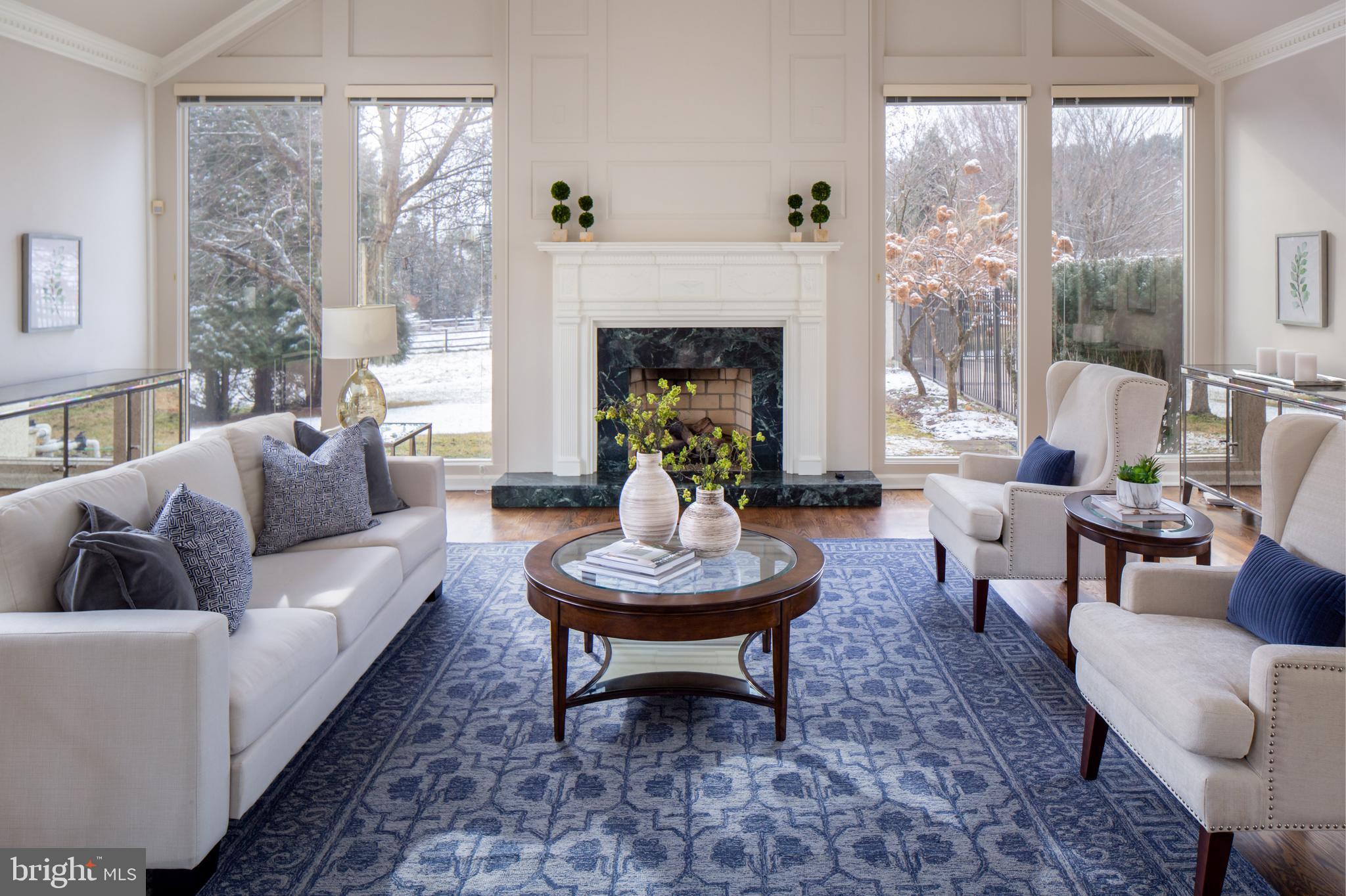 RADNOR HUNT - Residential