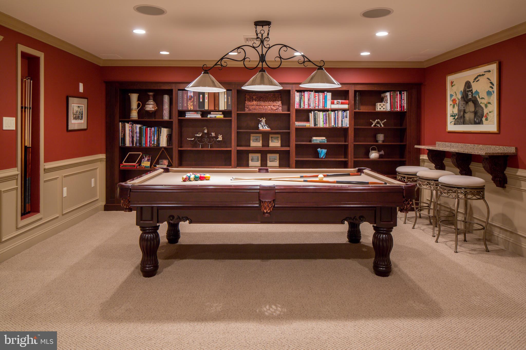 RADNOR HUNT - Residential