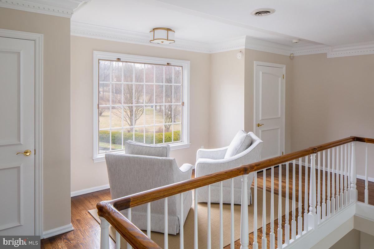 RADNOR HUNT - Residential