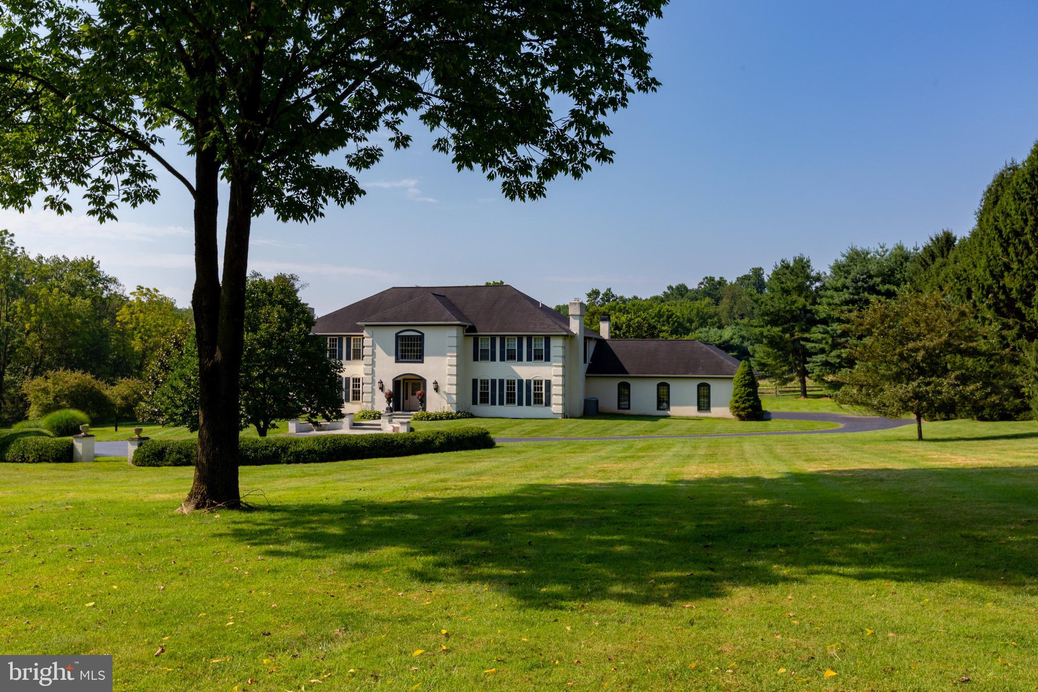 RADNOR HUNT - Residential
