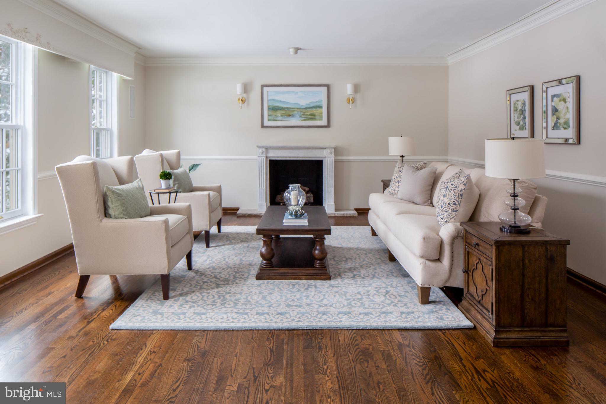 RADNOR HUNT - Residential