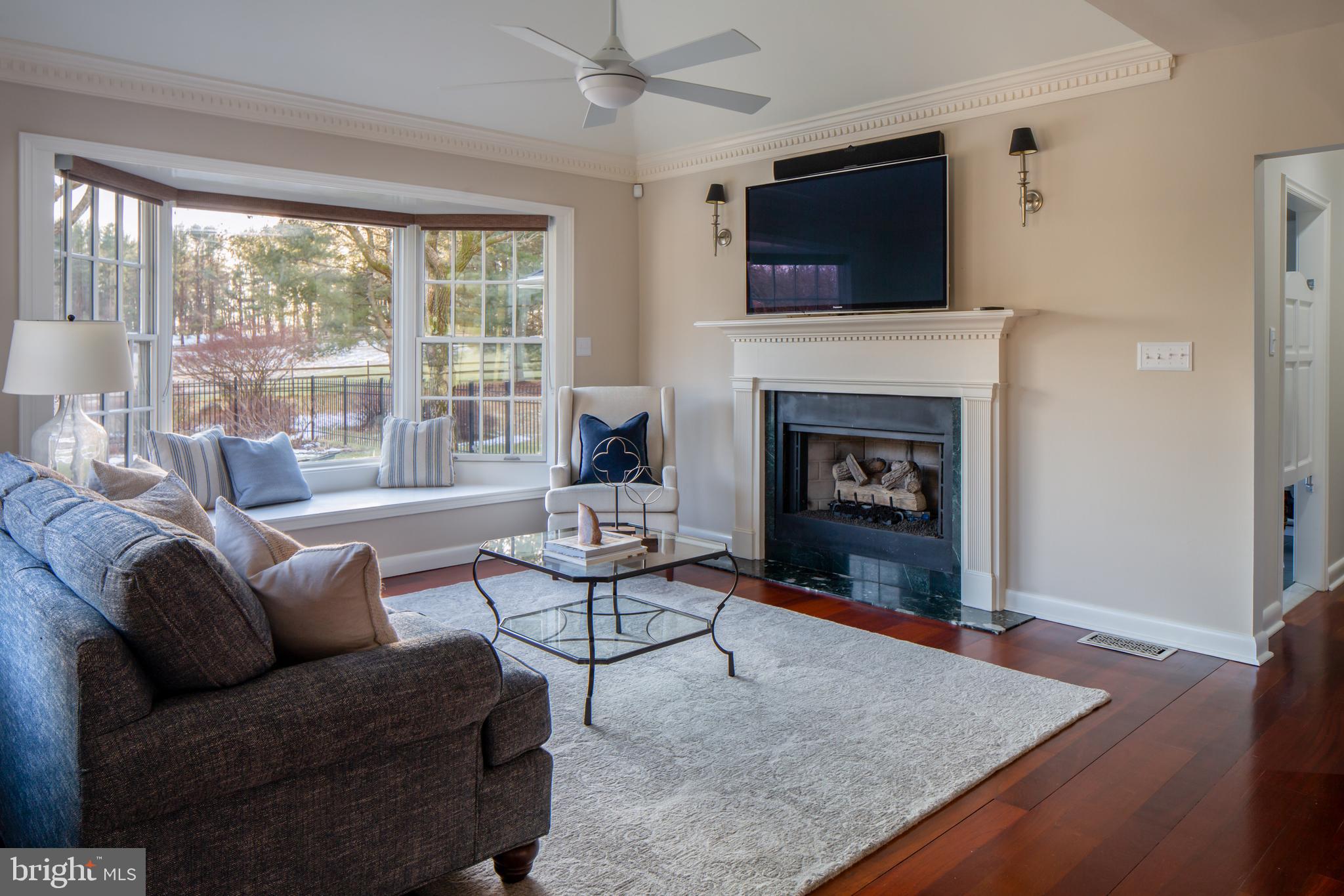 RADNOR HUNT - Residential