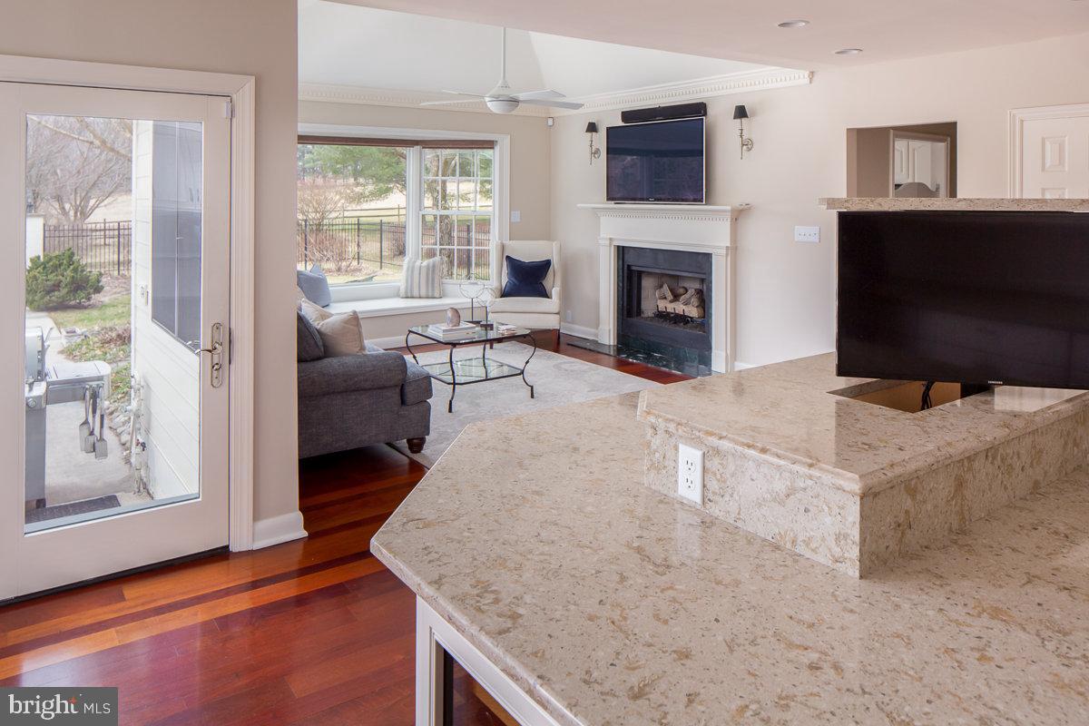 RADNOR HUNT - Residential