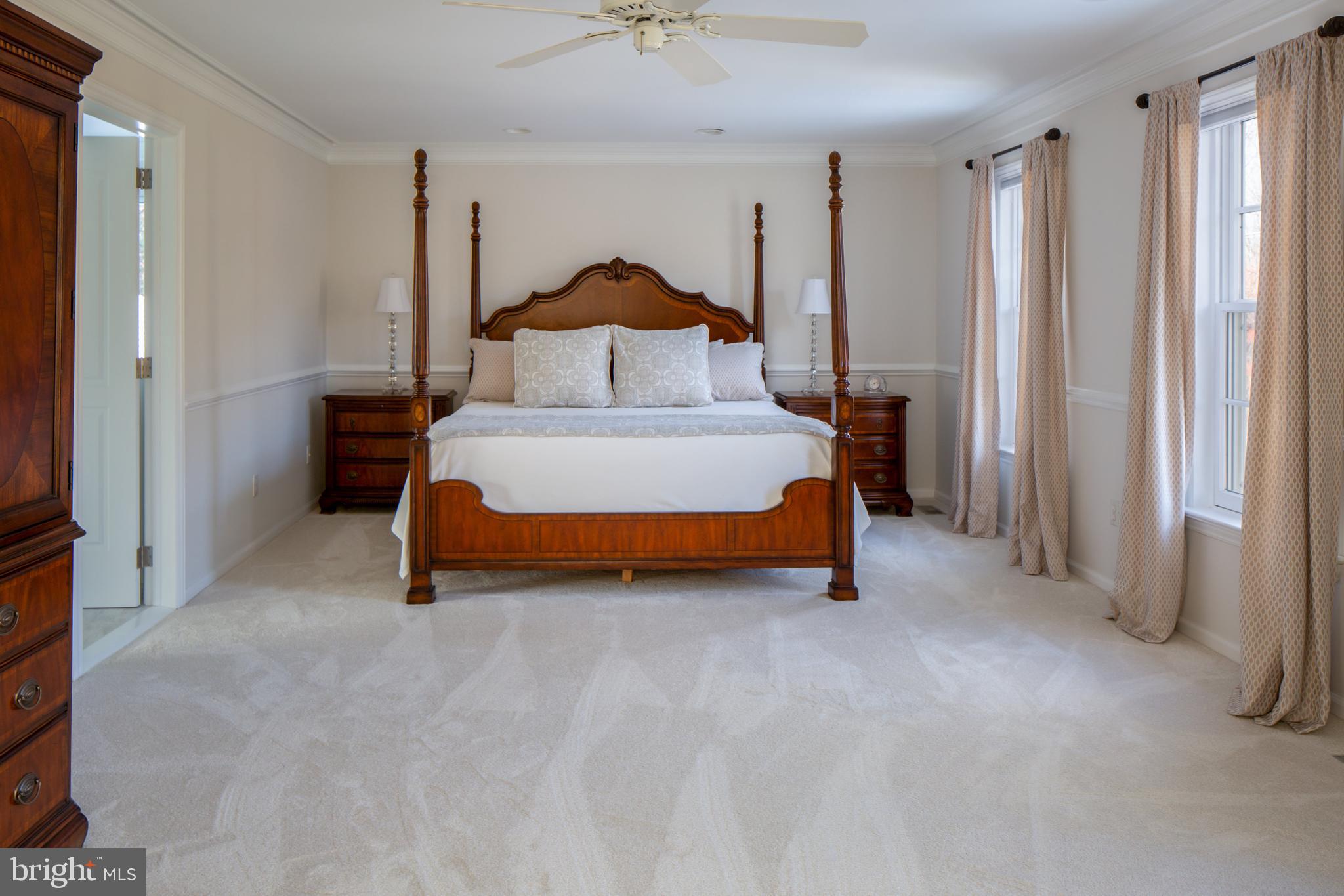 RADNOR HUNT - Residential