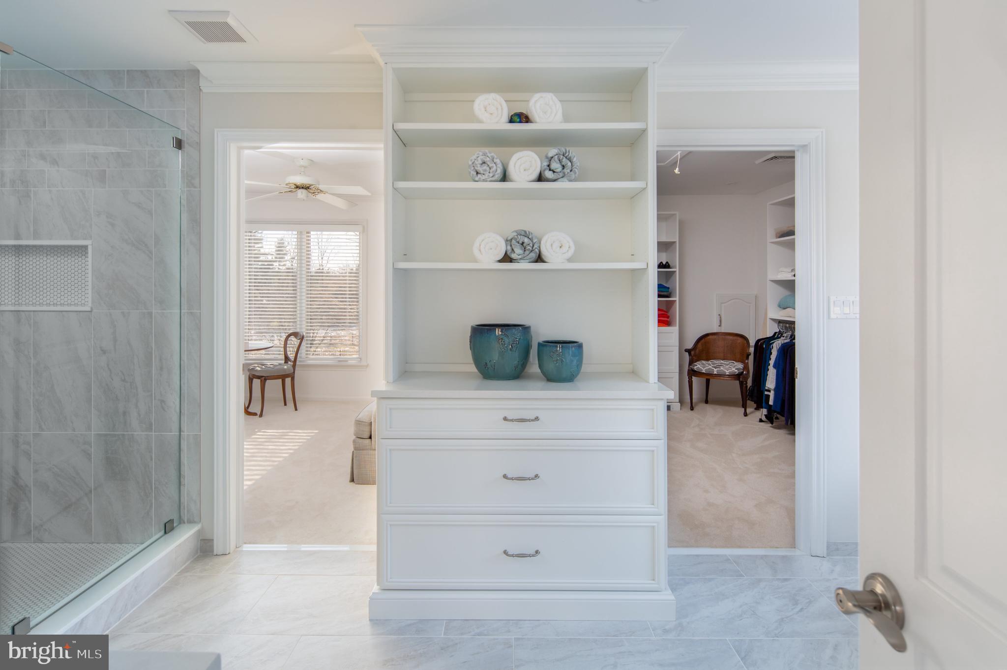 RADNOR HUNT - Residential